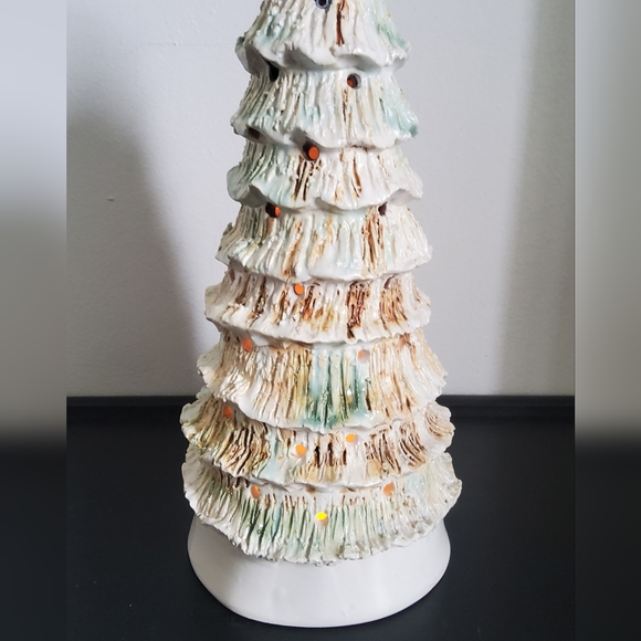 Ceramic Christmas Tree Candle Holder - Picture 6 of 6
